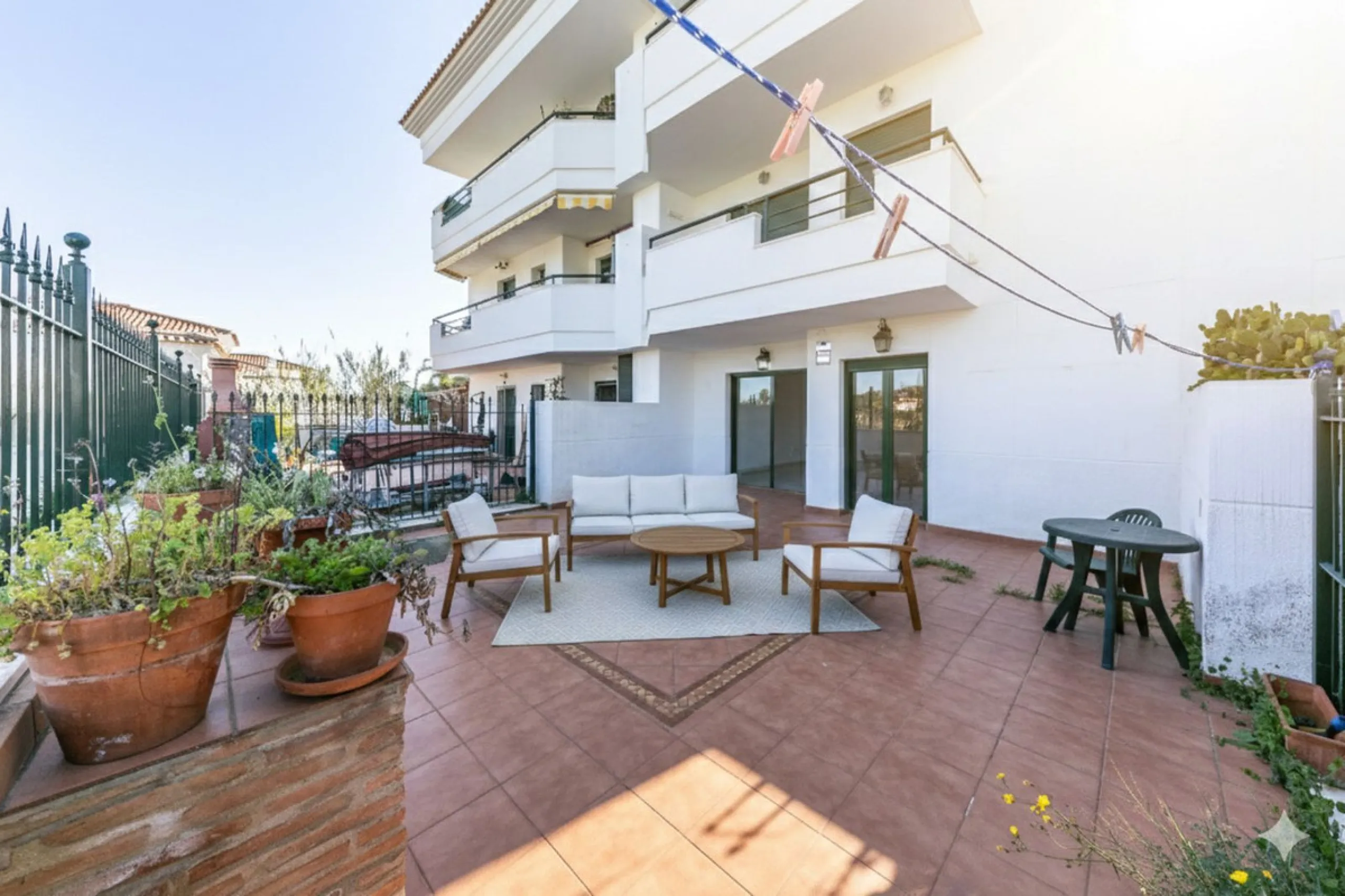 Your Private Oasis in Torreblanca! Ground Floor with Garden, Pool & Gym
