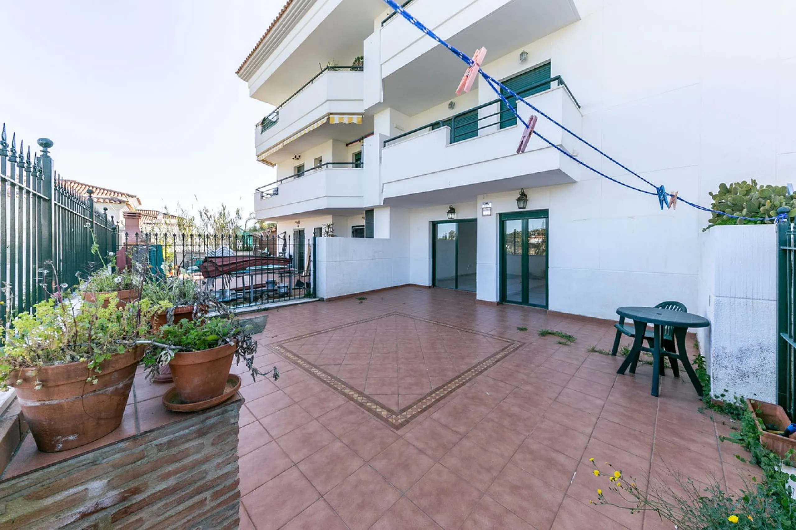 Your Private Oasis in Torreblanca! Ground Floor with Garden, Pool & Gym