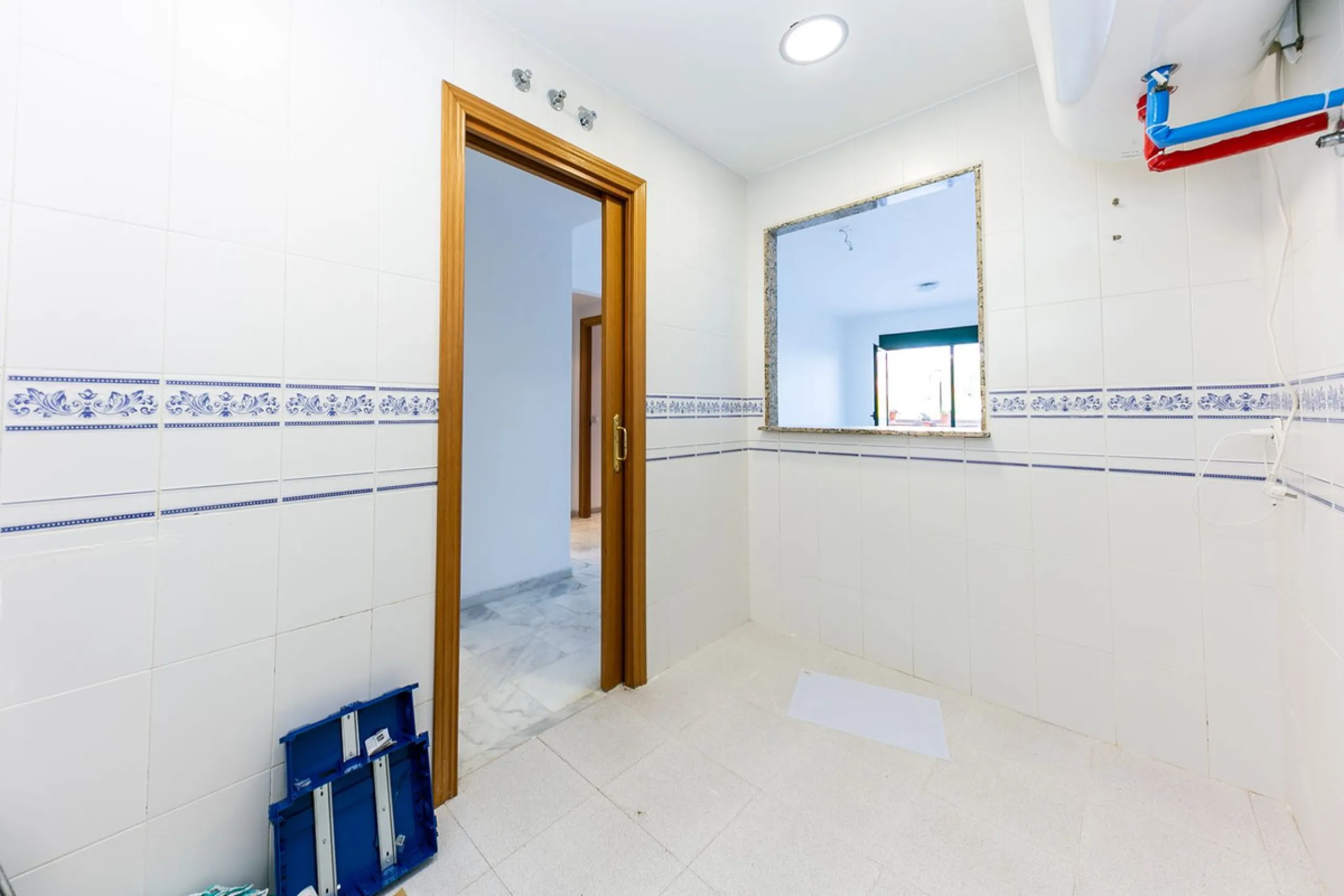 Your Private Oasis in Torreblanca! Ground Floor with Garden, Pool & Gym