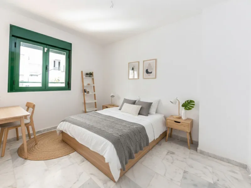 Your Private Oasis in Torreblanca! Ground Floor with Garden, Pool & Gym
