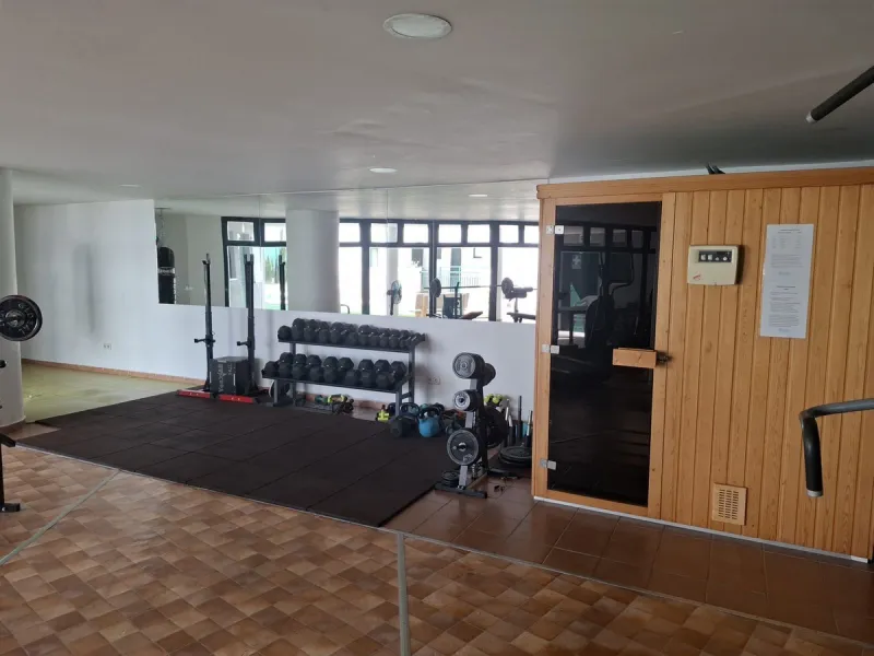 Your Private Oasis in Torreblanca! Ground Floor with Garden, Pool & Gym
