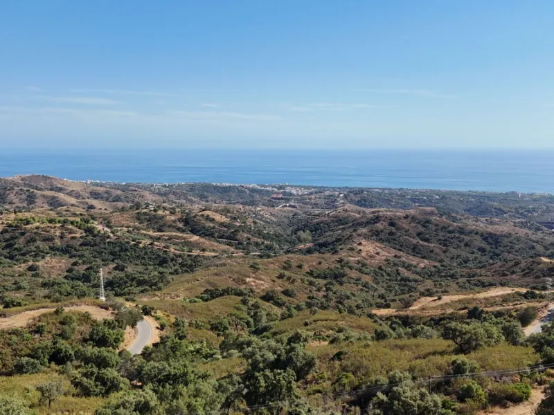 Plot - Land в продаже в Marbella, Málaga. Площадь участка 59494 м²