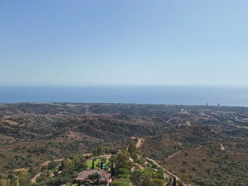 Plot - Land в продаже в Marbella, Málaga. Площадь участка 59494 м²