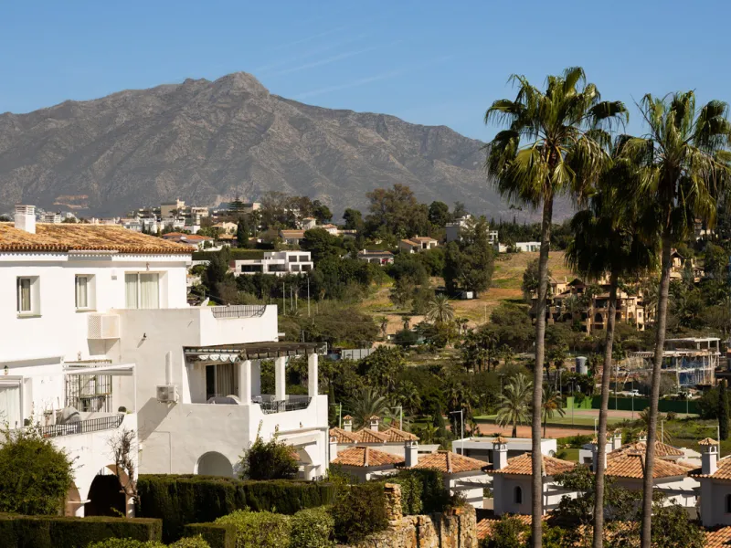 Apartment - Penthouse в продаже в El Paraiso, Málaga. В доме 2 спален и 2 ванных комнат. Площадь дома 115 м²