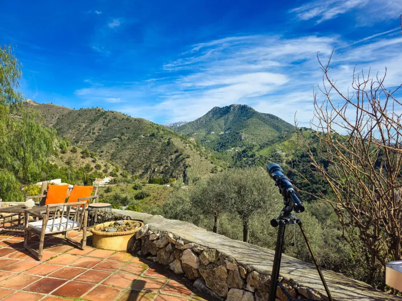 Beautiful countryside villa located in a peaceful valley setting, just a short drive from the vibrant town of Cómpeta. This beautiful country house has been renovated to the highest standards of quality and elegance, offering a refined modern-zen style fi