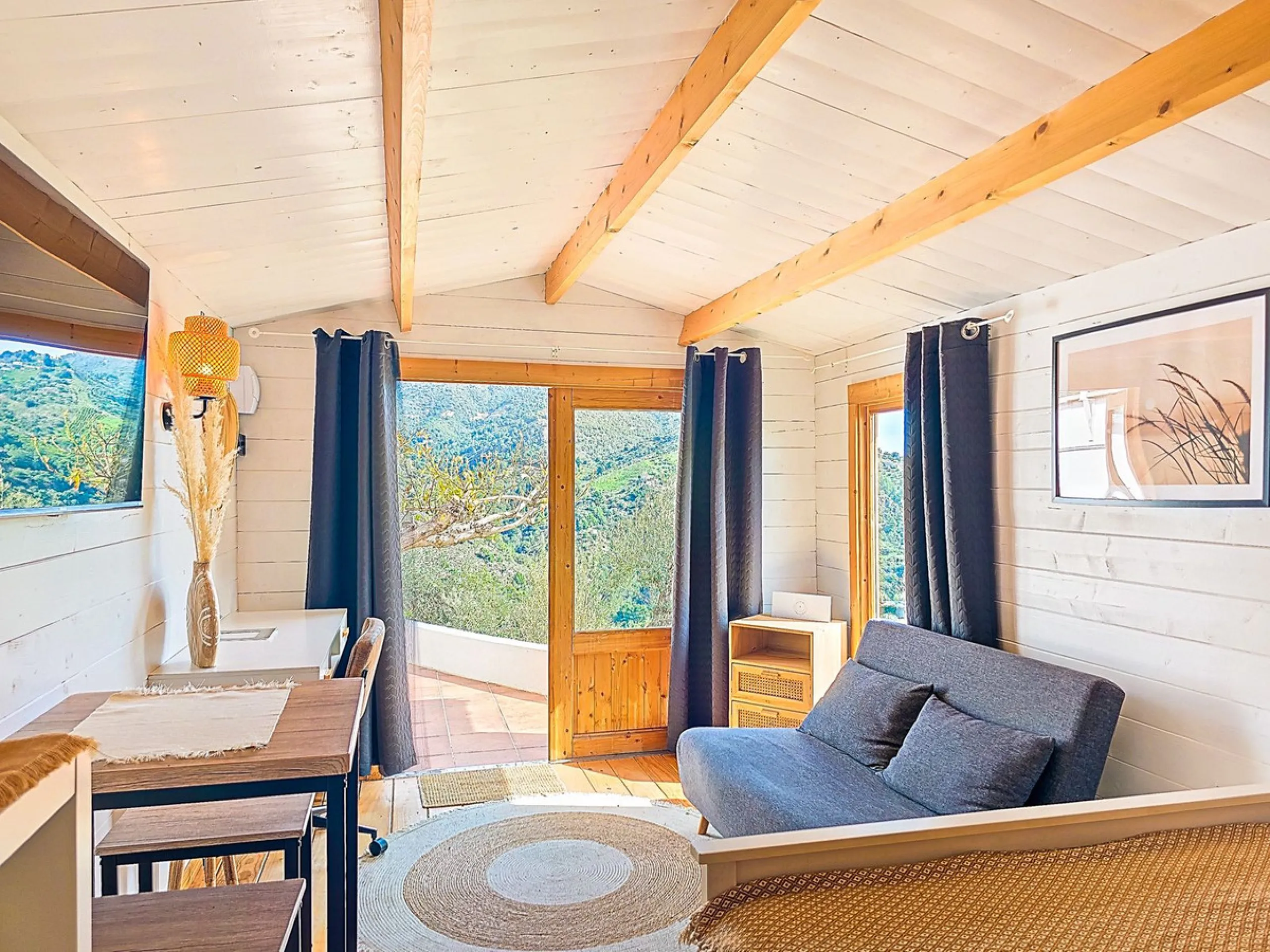 Beautiful countryside villa located in a peaceful valley setting, just a short drive from the vibrant town of Cómpeta. This beautiful country house has been renovated to the highest standards of quality and elegance, offering a refined modern-zen style fi