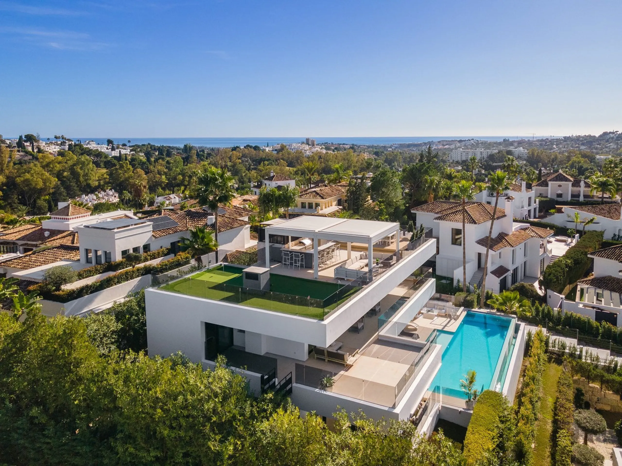 Represented exclusively by Spain Sotheby´s International Realty