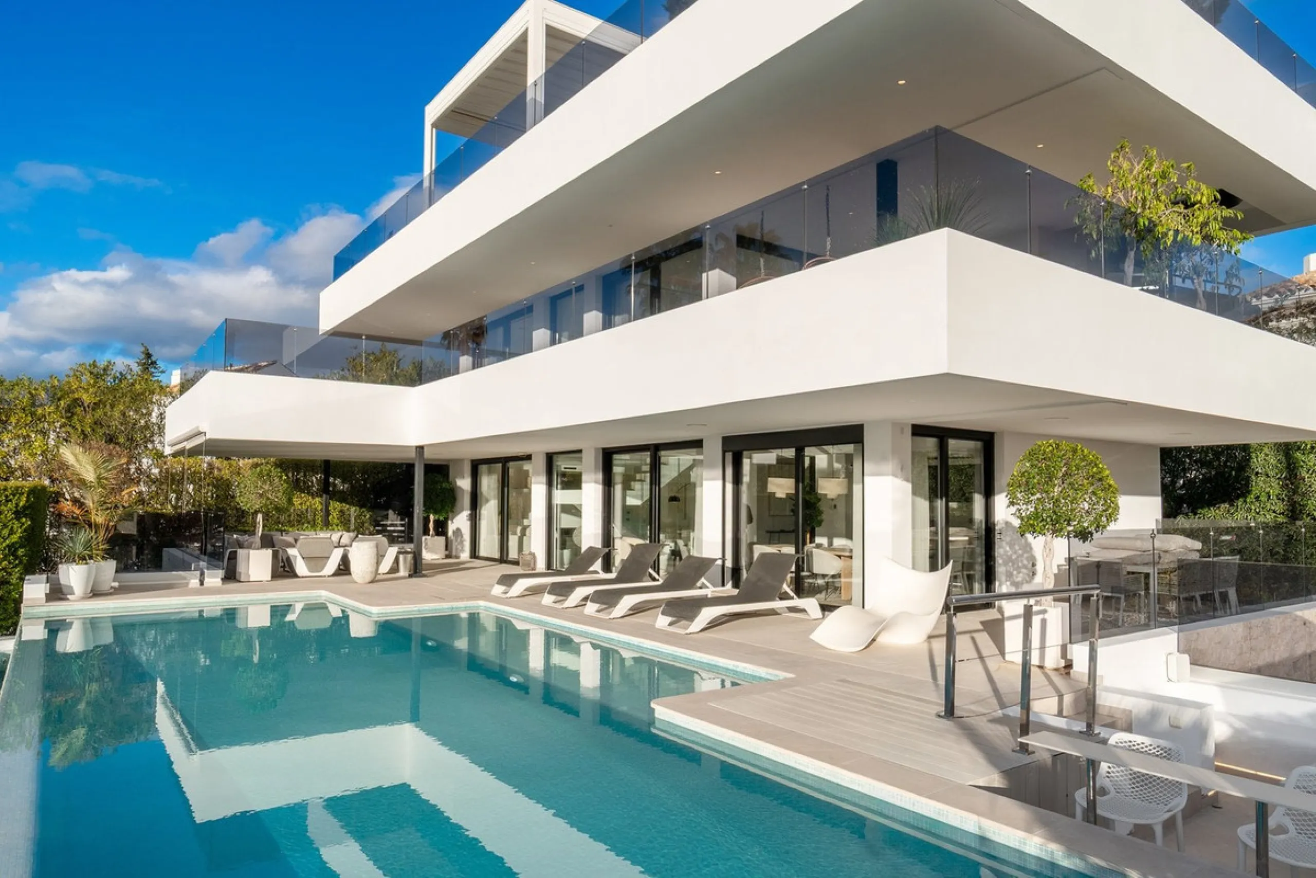 Represented exclusively by Spain Sotheby´s International Realty