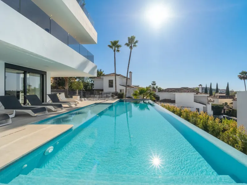 Represented exclusively by Spain Sotheby´s International Realty