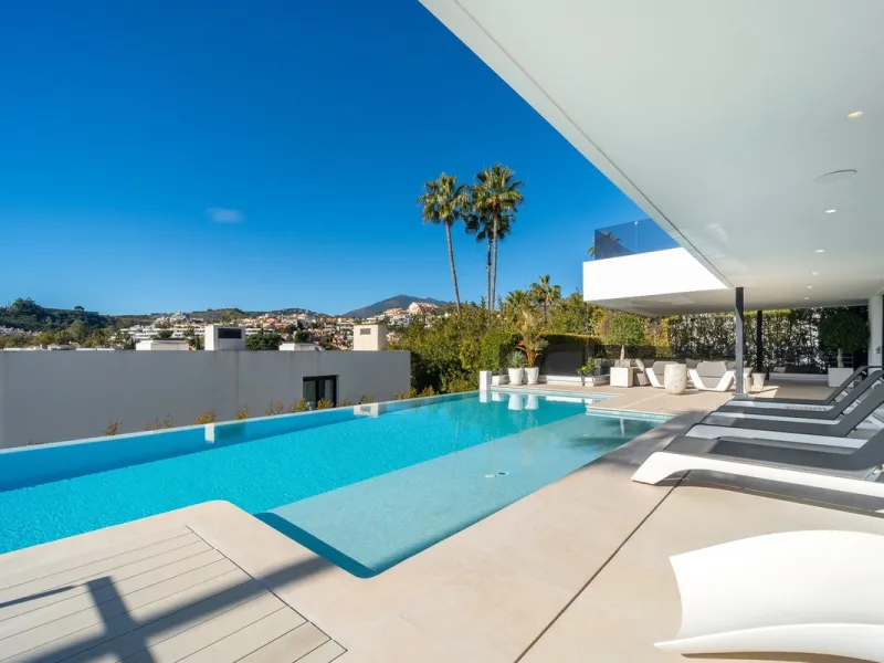 Represented exclusively by Spain Sotheby´s International Realty