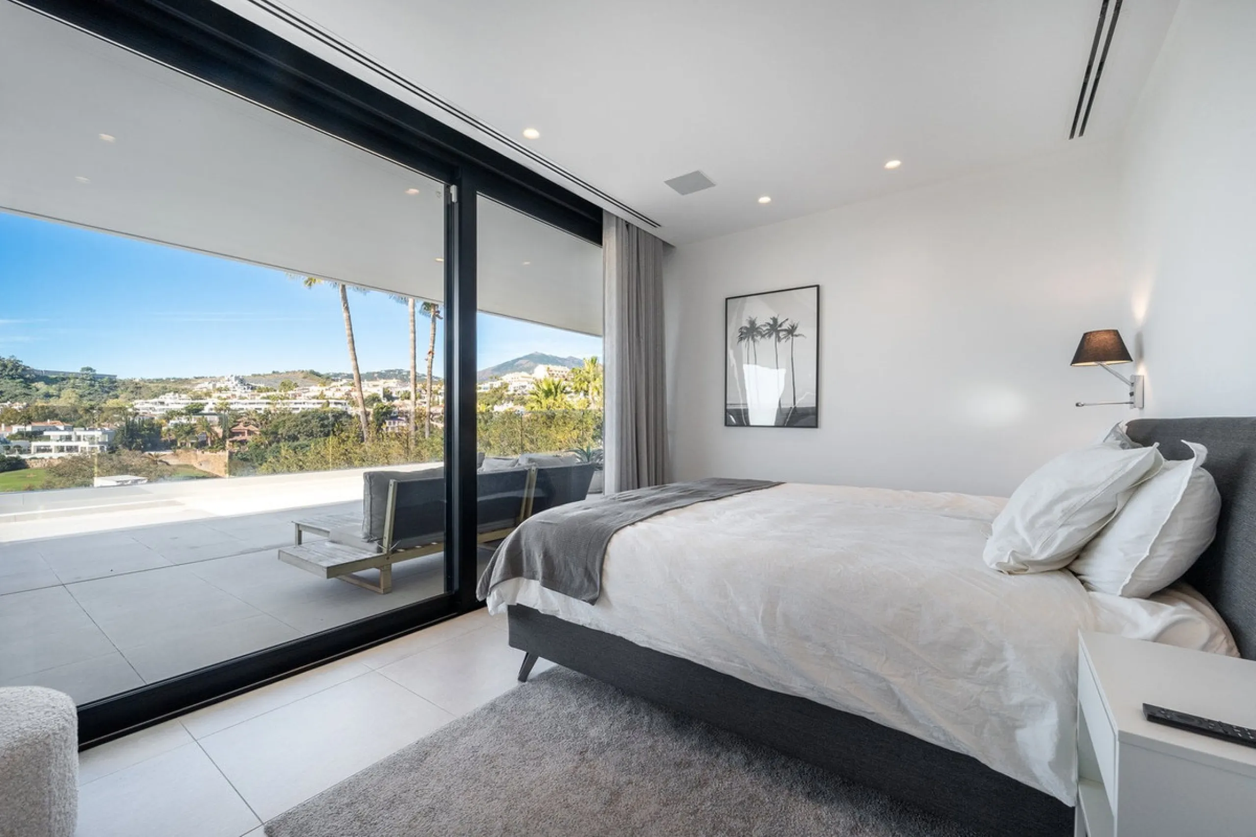 Represented exclusively by Spain Sotheby´s International Realty