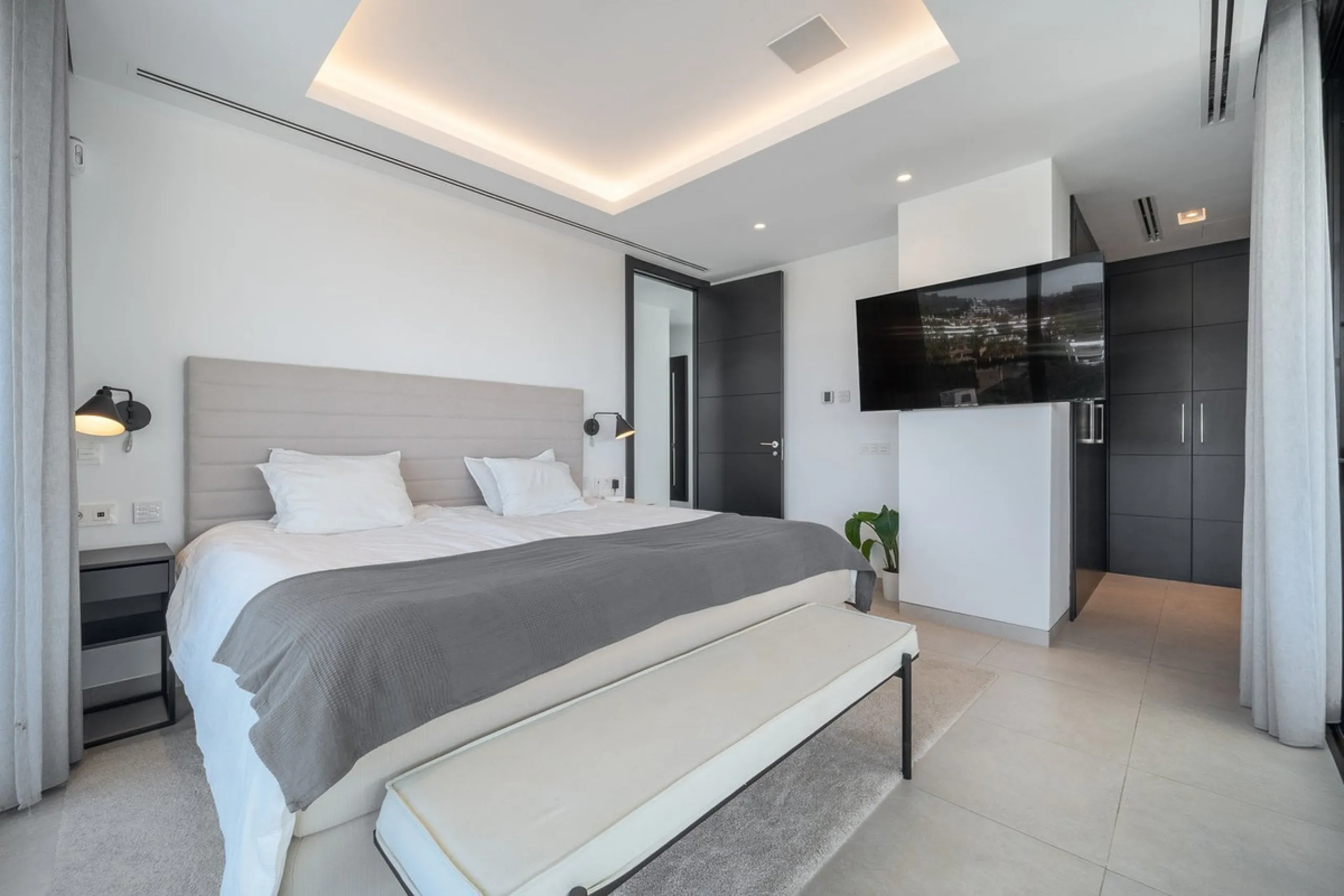 Represented exclusively by Spain Sotheby´s International Realty