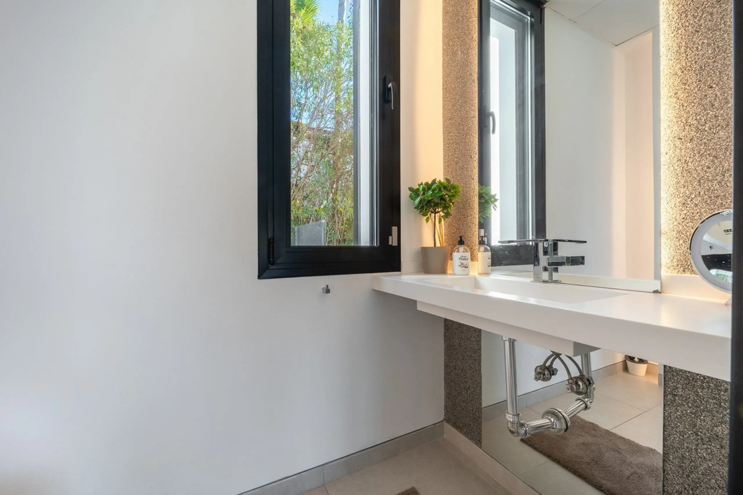 Represented exclusively by Spain Sotheby´s International Realty