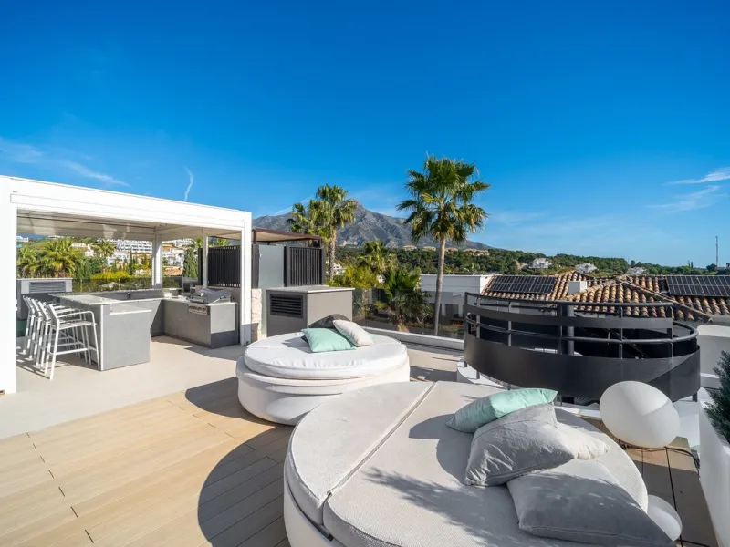 Represented exclusively by Spain Sotheby´s International Realty