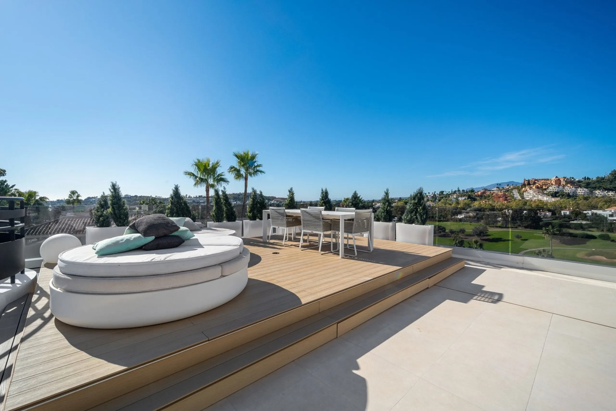 Represented exclusively by Spain Sotheby´s International Realty