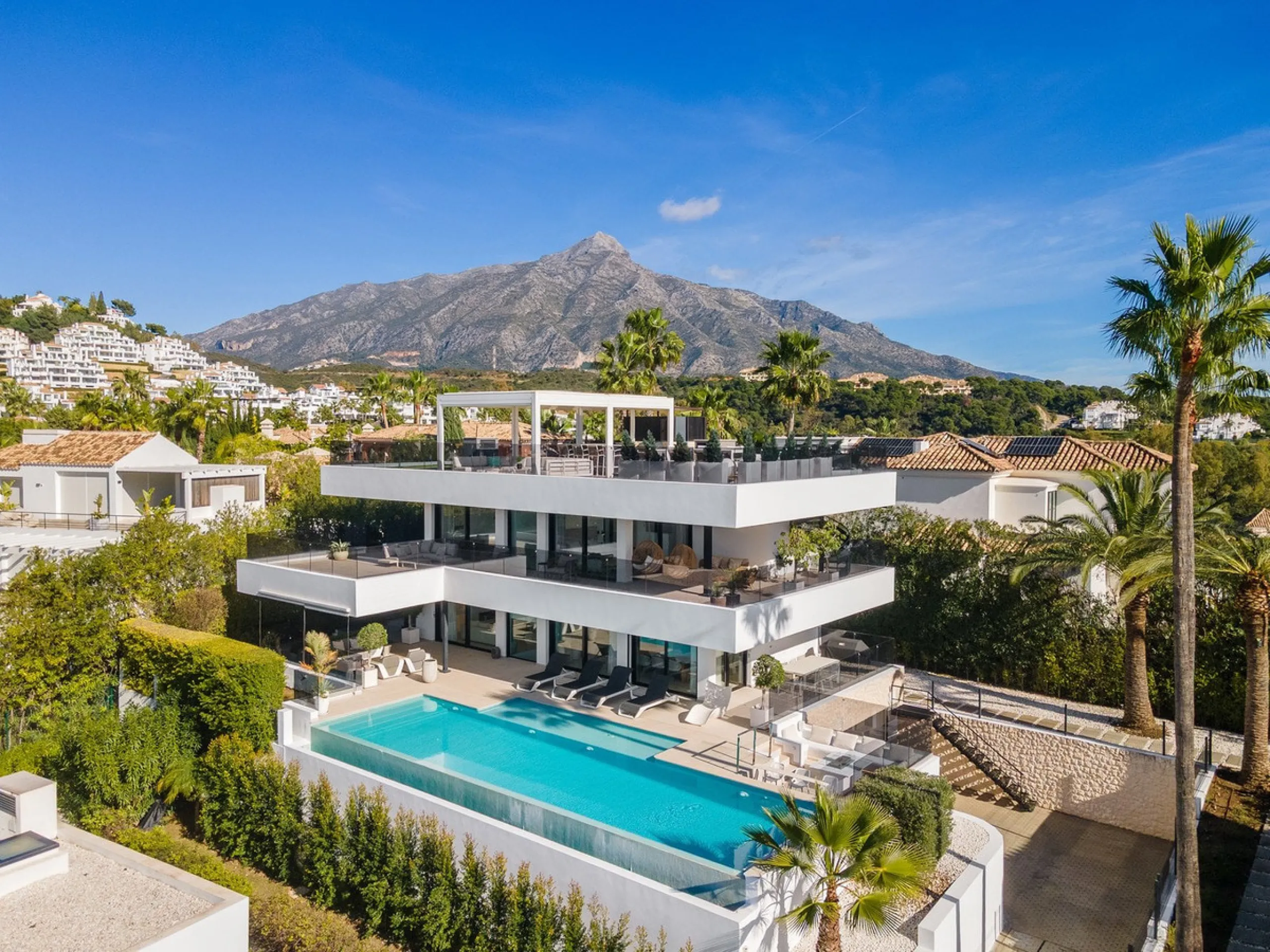 Represented exclusively by Spain Sotheby´s International Realty
