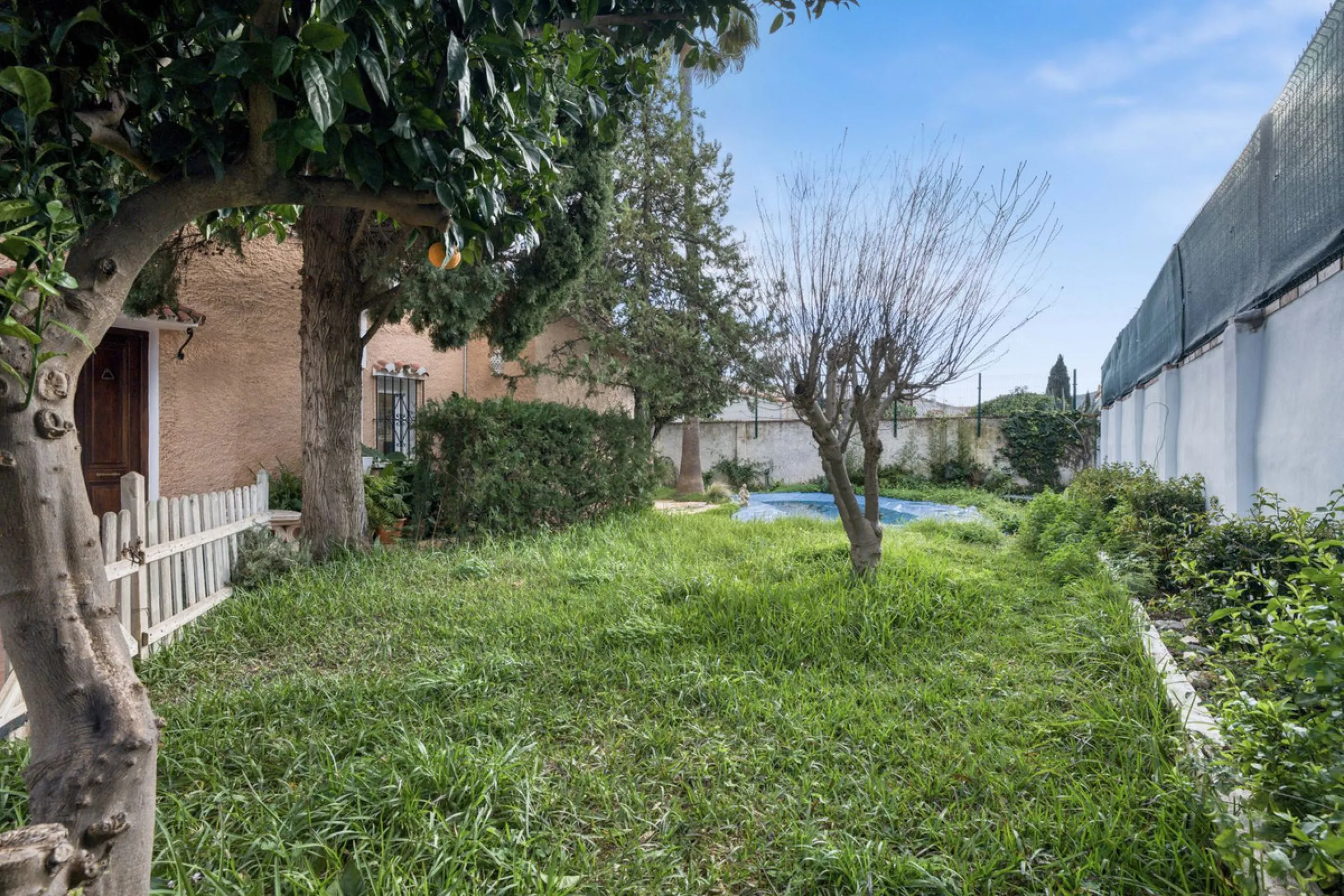 Diese beeindruckende Villa mit Aussicht – der ideale Rückzugsort für Ihre Familie