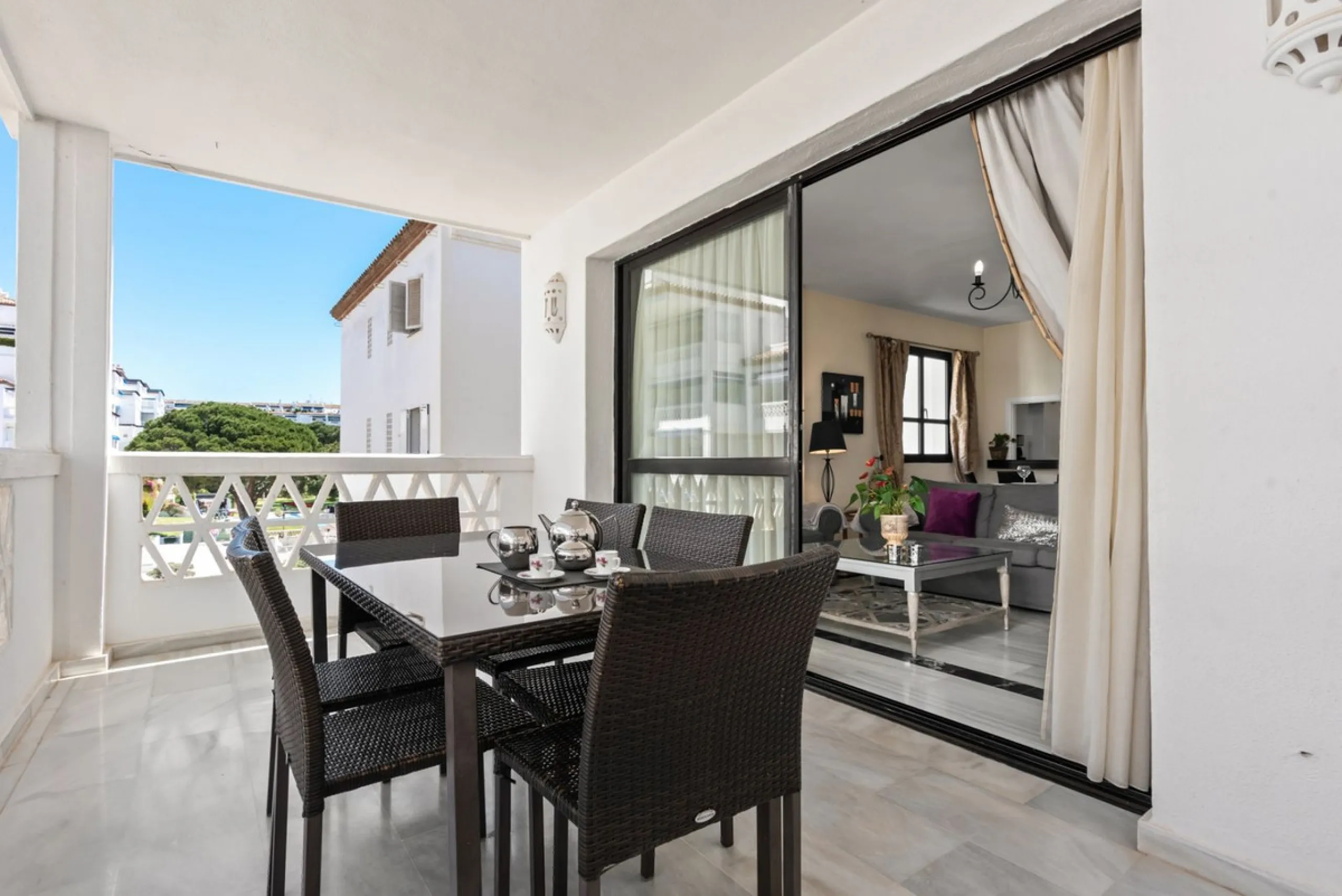 A prime apartment for sale in Puerto Banús, located within the prestigious beachfront Club Playas del Duque complex.