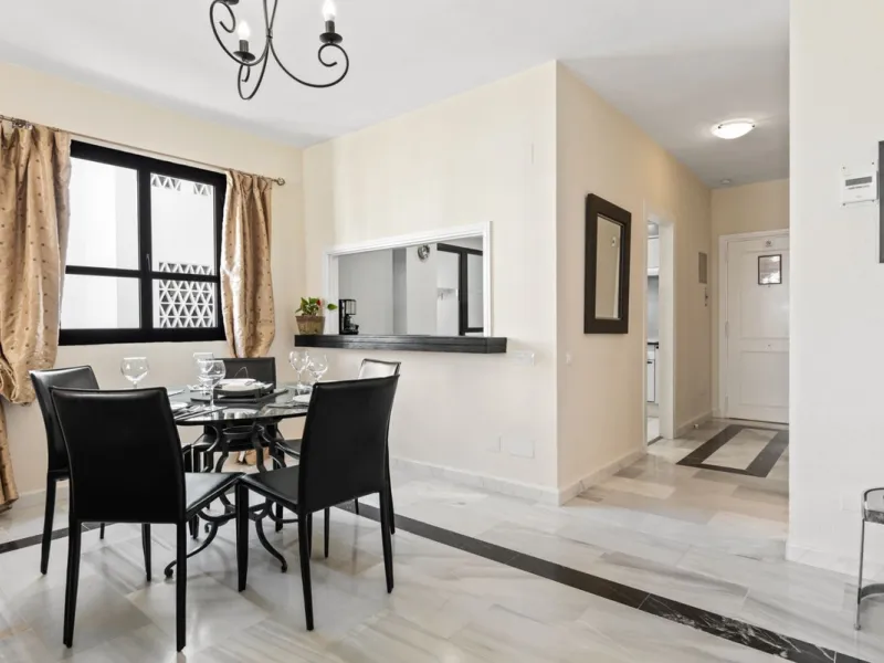 A prime apartment for sale in Puerto Banús, located within the prestigious beachfront Club Playas del Duque complex.
