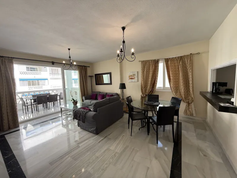 A prime apartment for sale in Puerto Banús, located within the prestigious beachfront Club Playas del Duque complex.