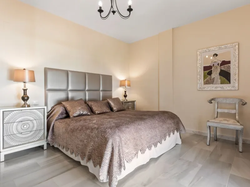 A prime apartment for sale in Puerto Banús, located within the prestigious beachfront Club Playas del Duque complex.