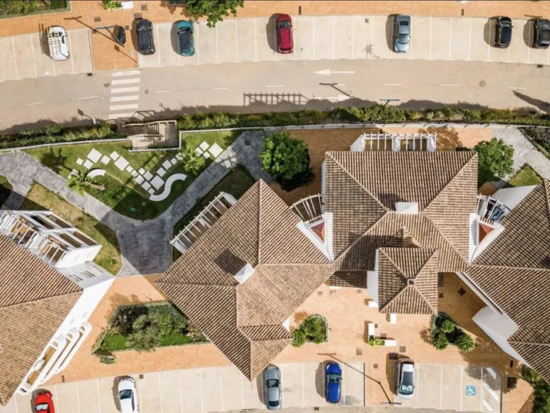 Apartment - Ground Floor Apartment в продаже в Fuengirola, Málaga. В доме 3 спален и 2 ванных комнат. Площадь дома 100 м²