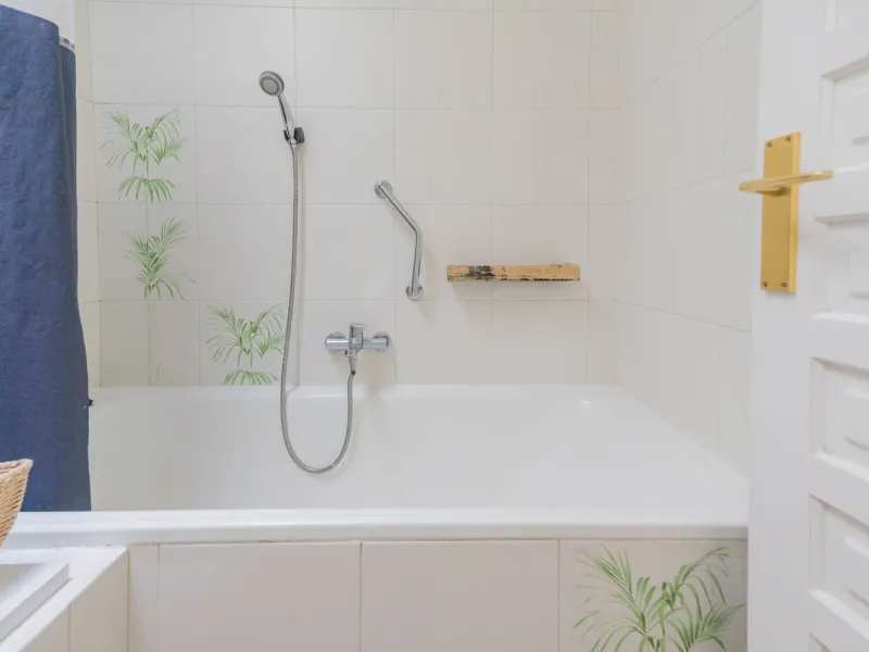 Semi-detached house on the second line of the beach in one of the most sought-after areas of Calahonda, within the municipality of Mijas.