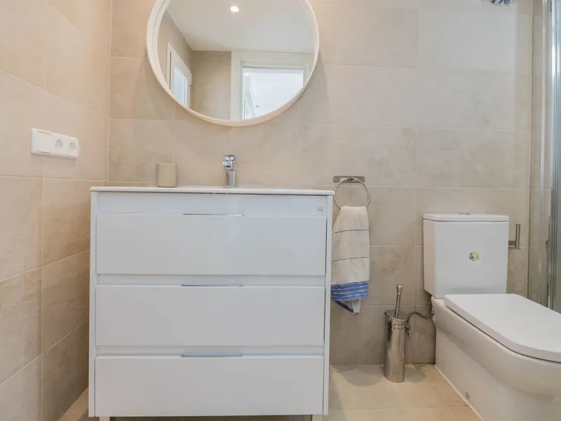 Semi-detached house on the second line of the beach in one of the most sought-after areas of Calahonda, within the municipality of Mijas.