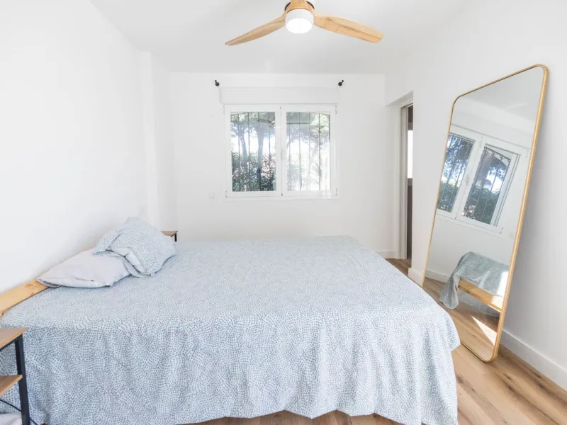 Semi-detached house on the second line of the beach in one of the most sought-after areas of Calahonda, within the municipality of Mijas.