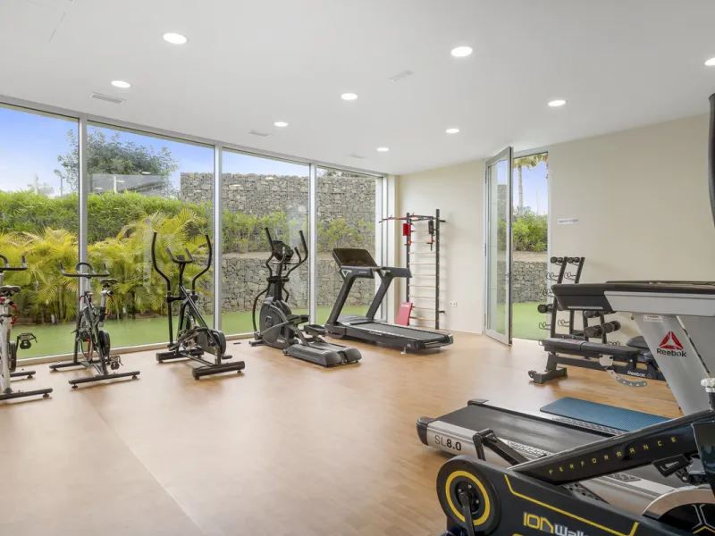 Exquisite Frontline Beach Apartment in Estepona