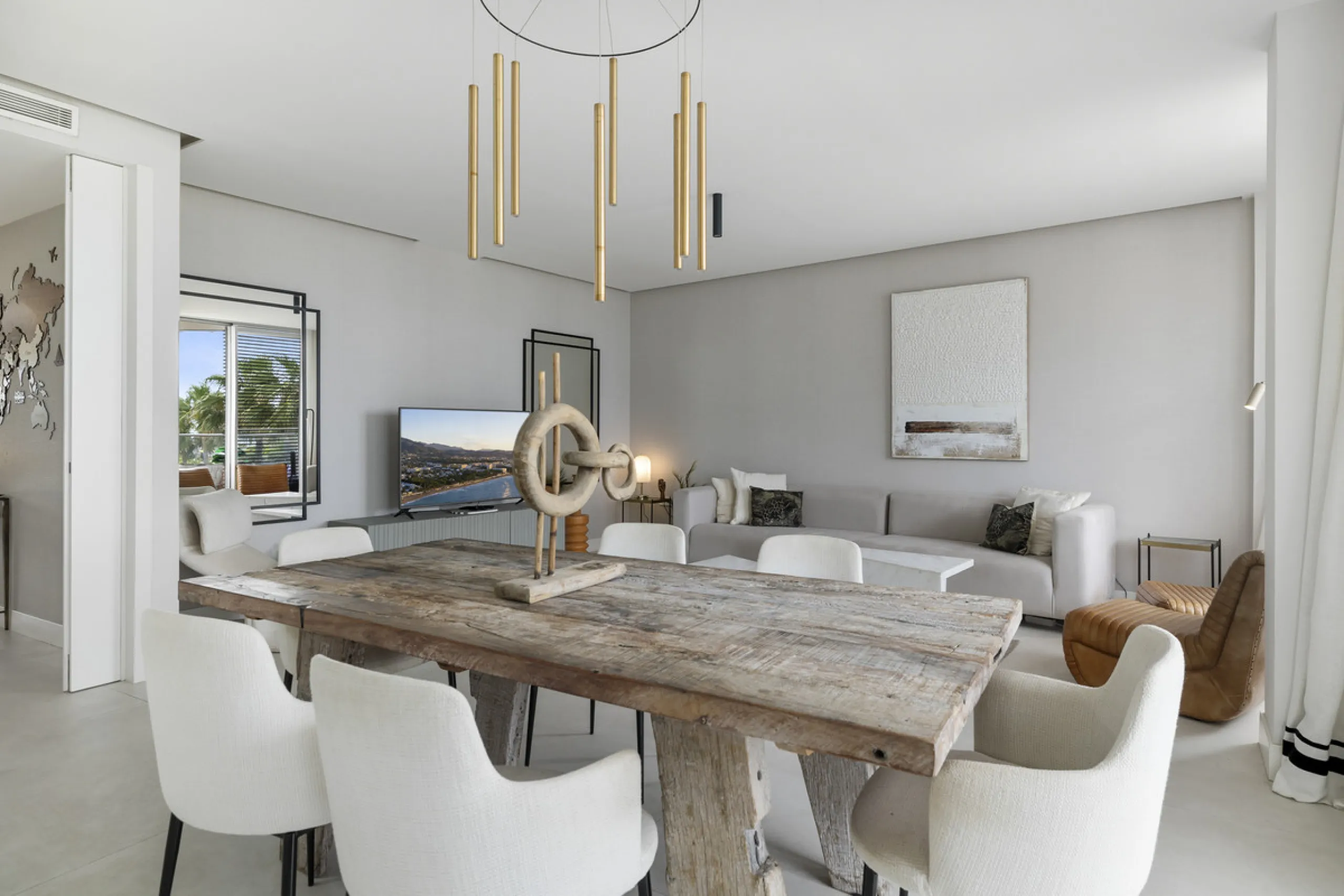 Exquisite Frontline Beach Apartment in Estepona
