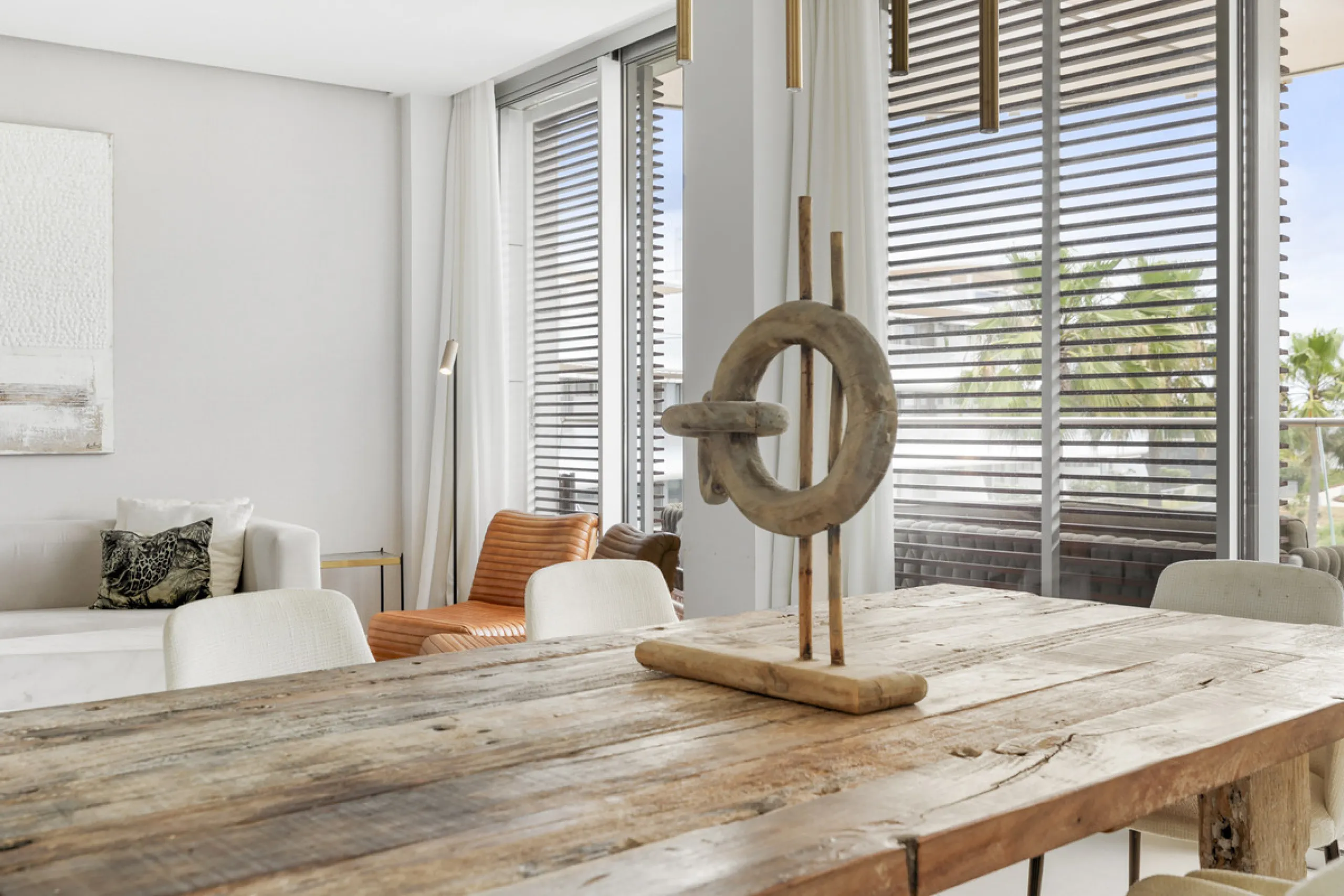 Exquisite Frontline Beach Apartment in Estepona