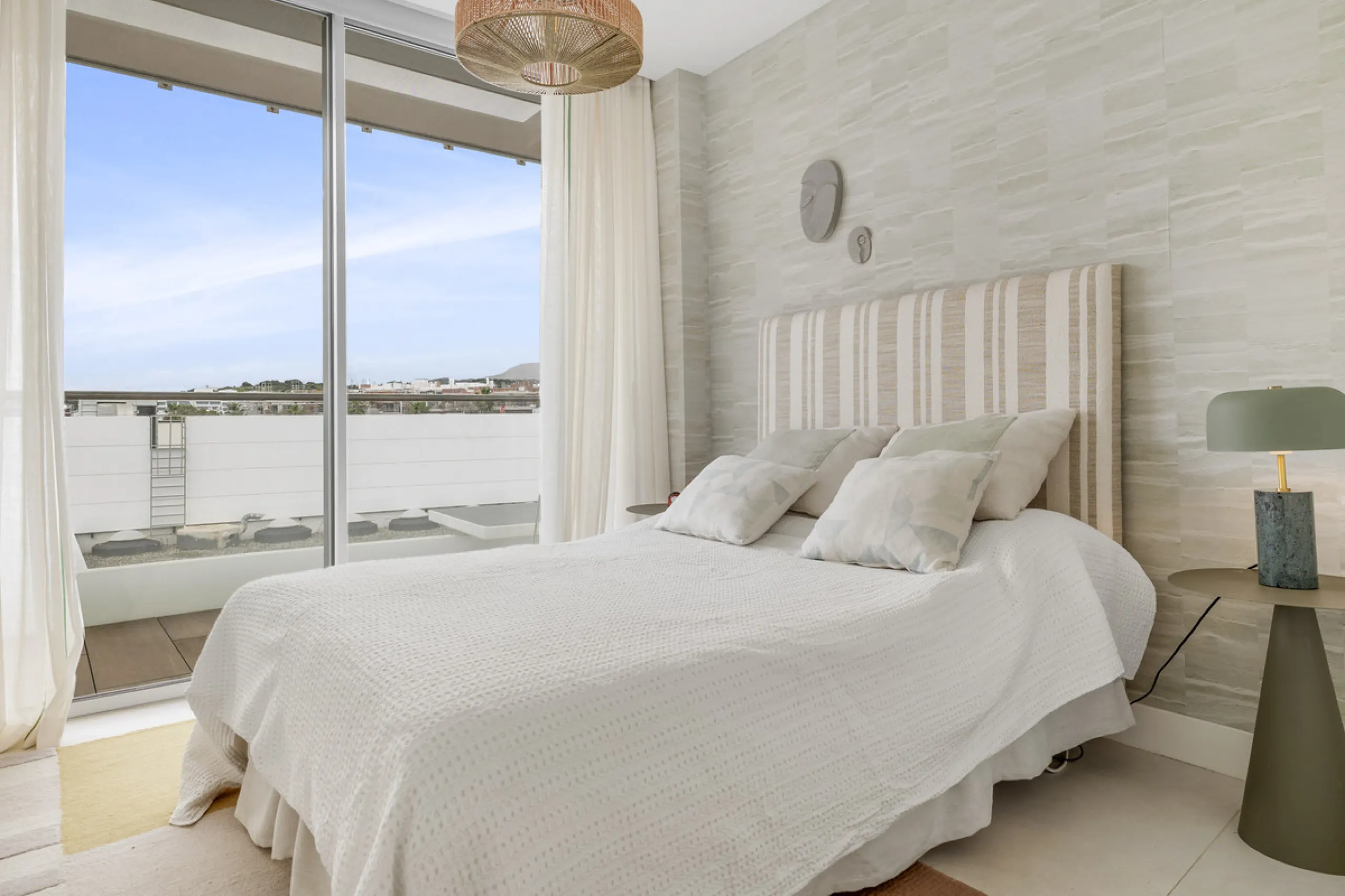 Exquisite Frontline Beach Apartment in Estepona