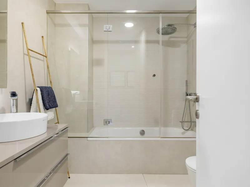 Exquisite Frontline Beach Apartment in Estepona
