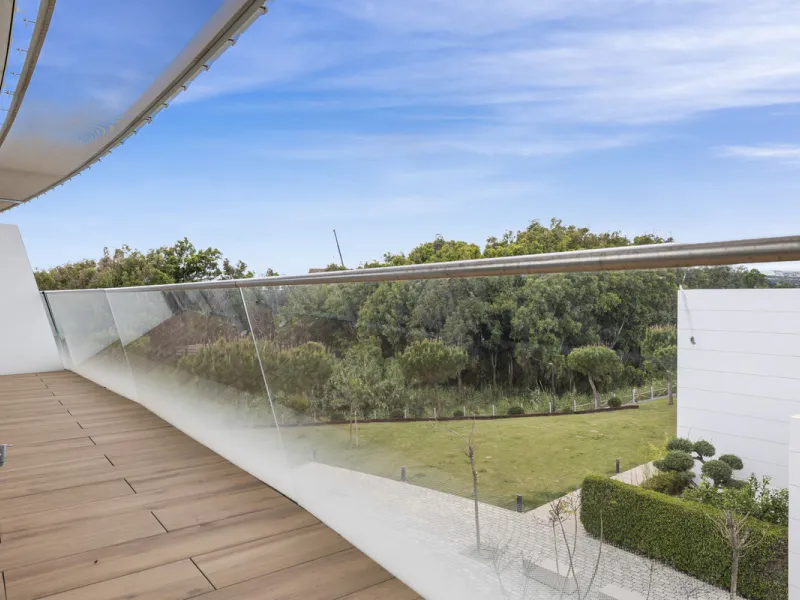 Exquisite Frontline Beach Apartment in Estepona