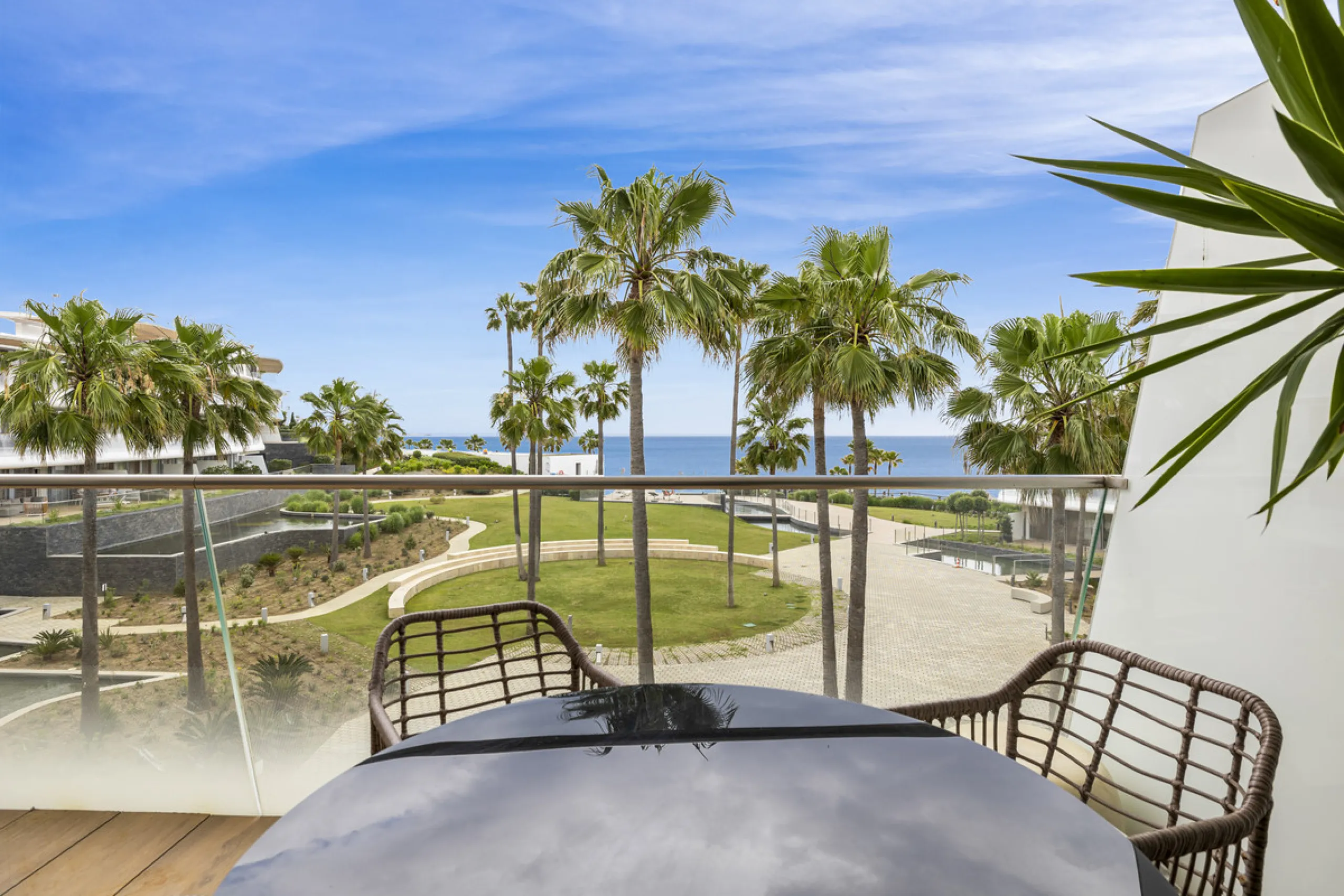 Exquisite Frontline Beach Apartment in Estepona