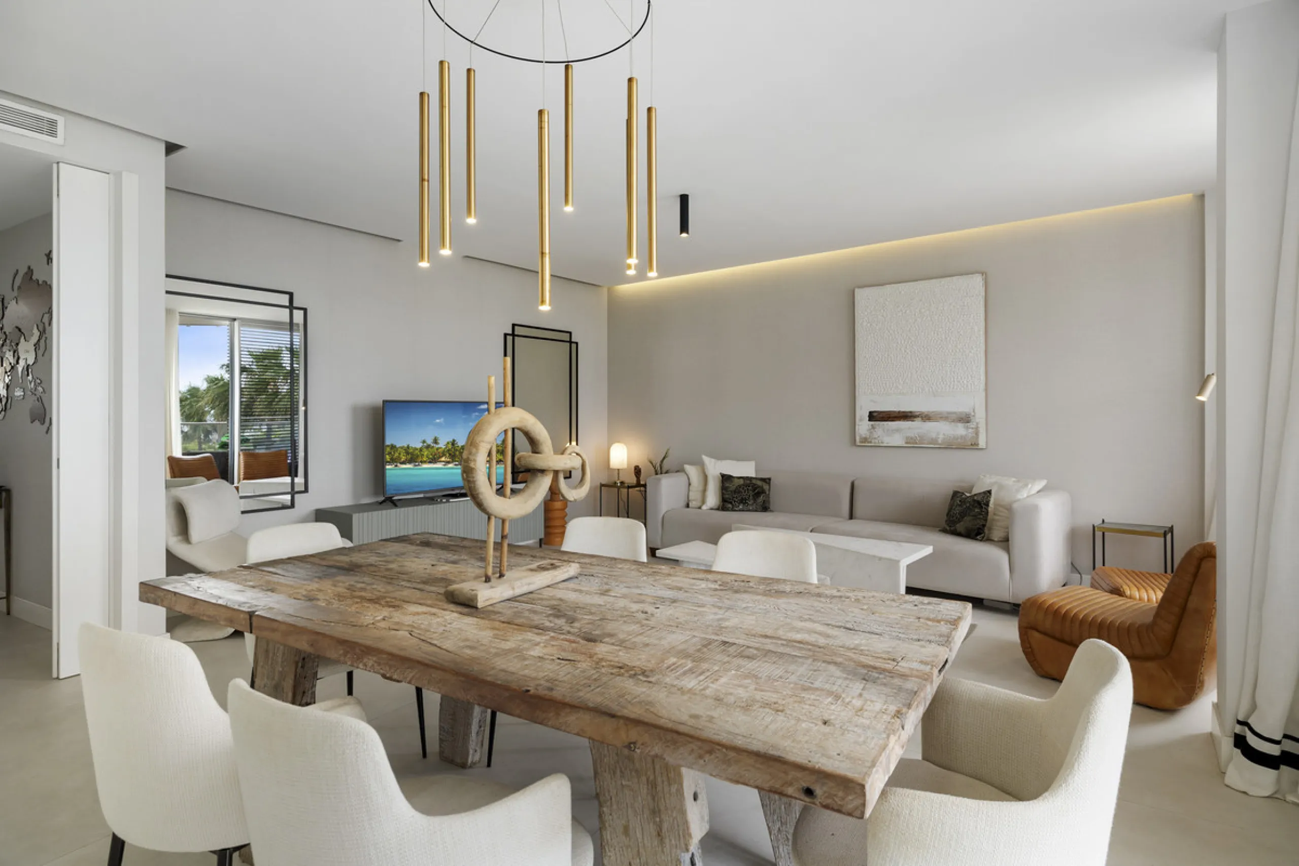 Exquisite Frontline Beach Apartment in Estepona