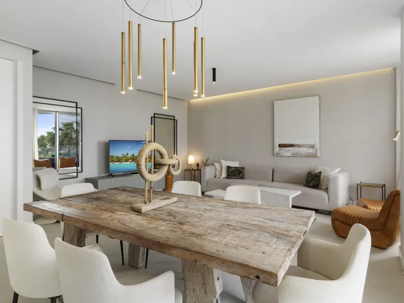 Exquisite Frontline Beach Apartment in Estepona