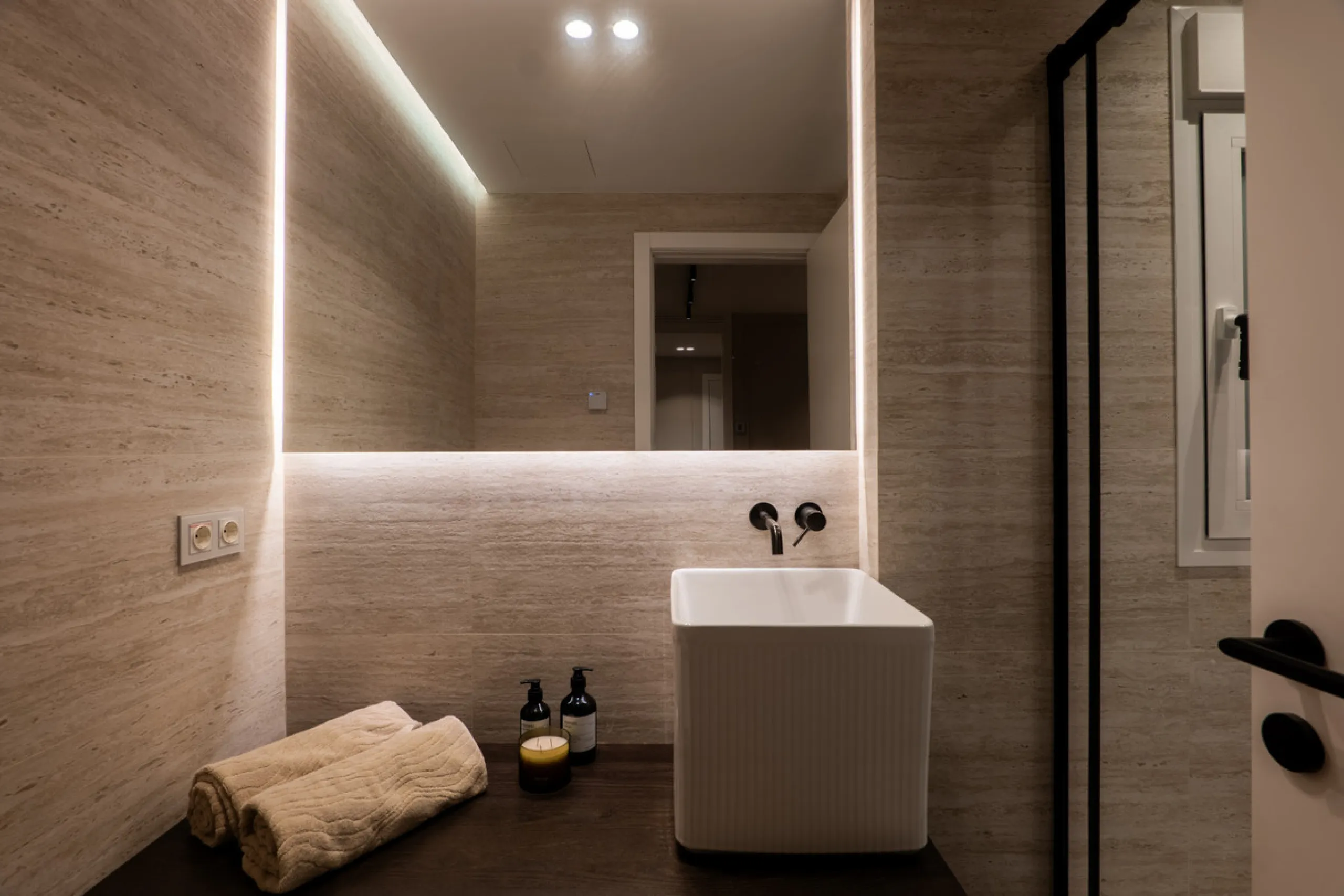 Apartment - Penthouse в продаже в Benahavís, Málaga. В доме 3 спален и 2 ванных комнат. Площадь дома 133 м²