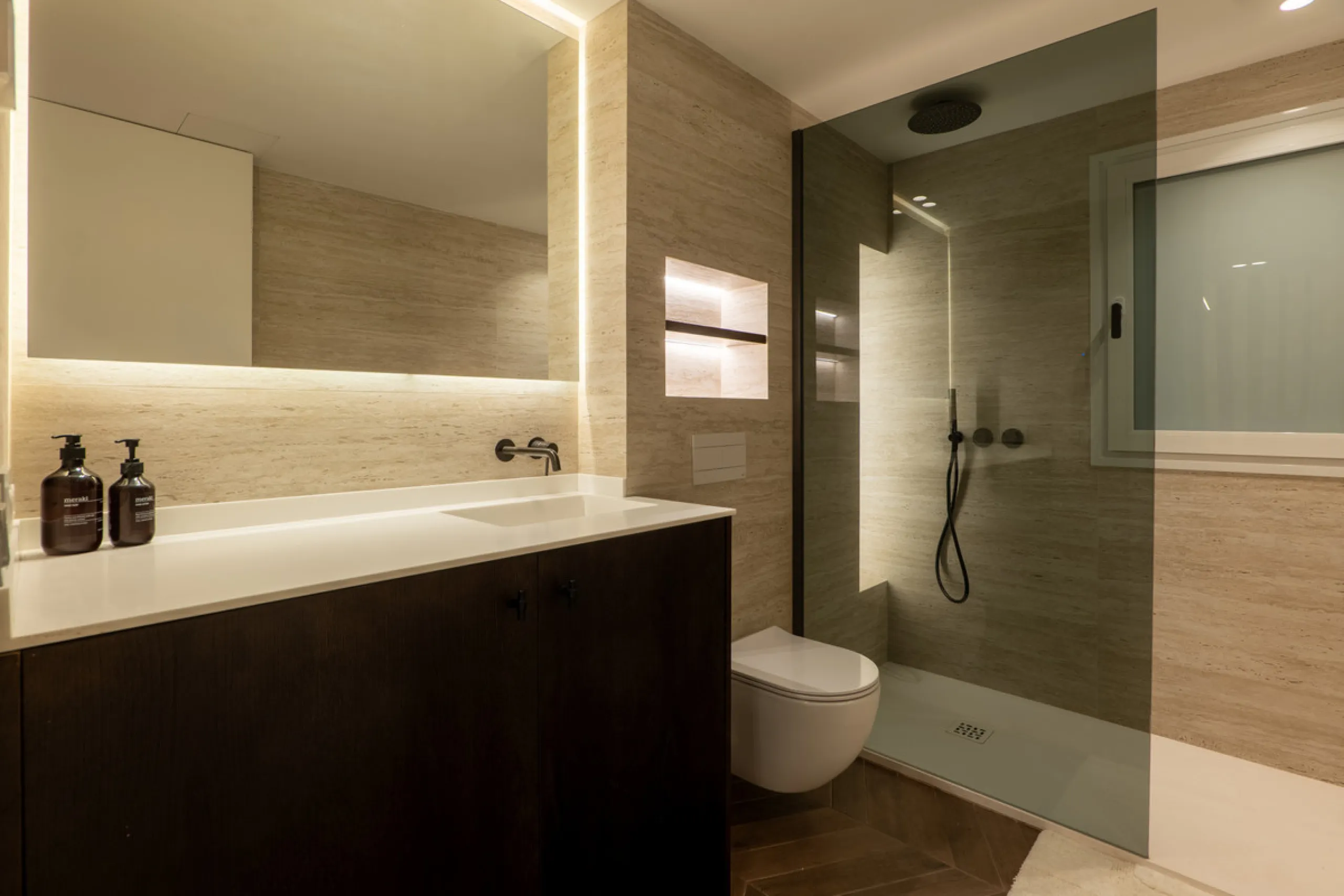 Apartment - Penthouse в продаже в Benahavís, Málaga. В доме 3 спален и 2 ванных комнат. Площадь дома 133 м²