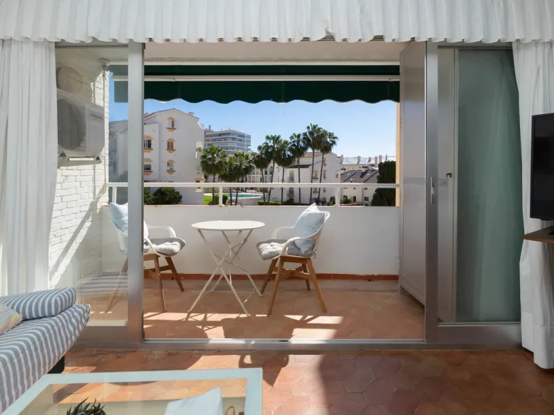 Experience the privilege of enjoying the sea and tranquility without sacrificing comfort.