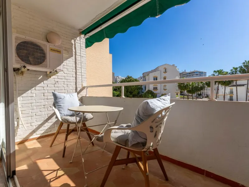Experience the privilege of enjoying the sea and tranquility without sacrificing comfort.