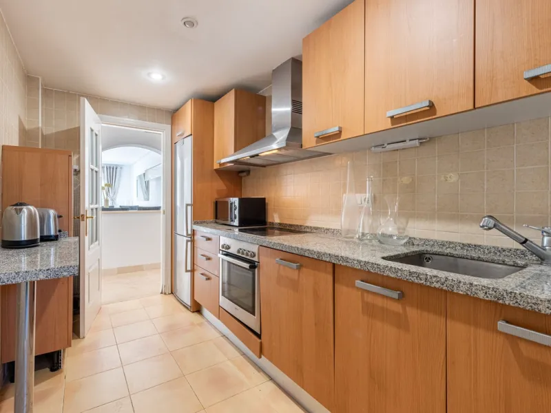 Discover this magnificent duplex penthouse located in the lower part of Los Arqueros, within the well-established and highly sought-after community of Los Eucaliptos — a residential enclave that perfectly combines privacy, natural surroundings and excelle