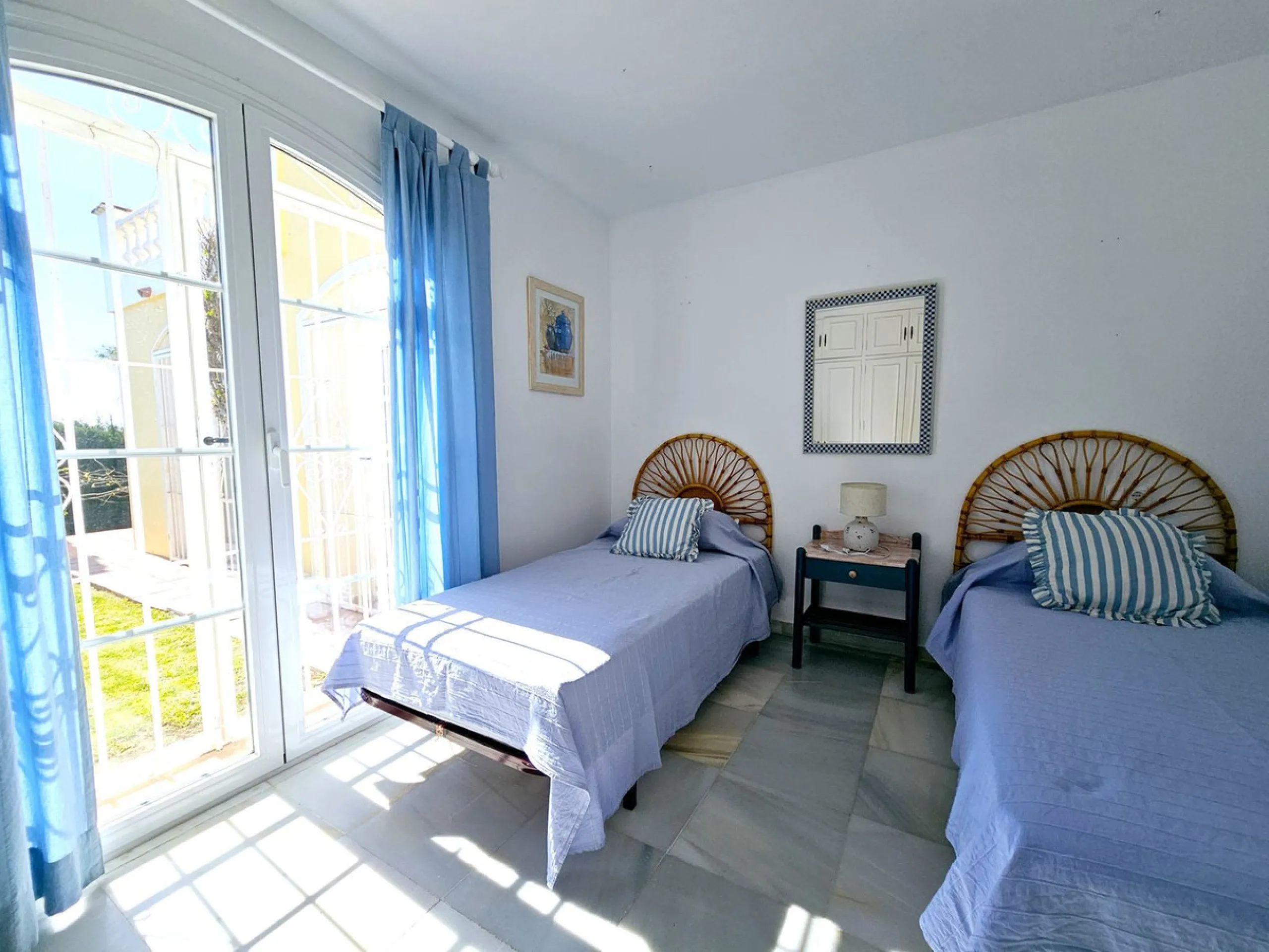 This charming 5 bedroom Andalucian villa is nestled in the exclusive enclave of Puerto de Los Almendros in Benahavis, surrounded by nature but still close to schools, supermarkets and town.. The property has been a much loved family home for over 4 decade