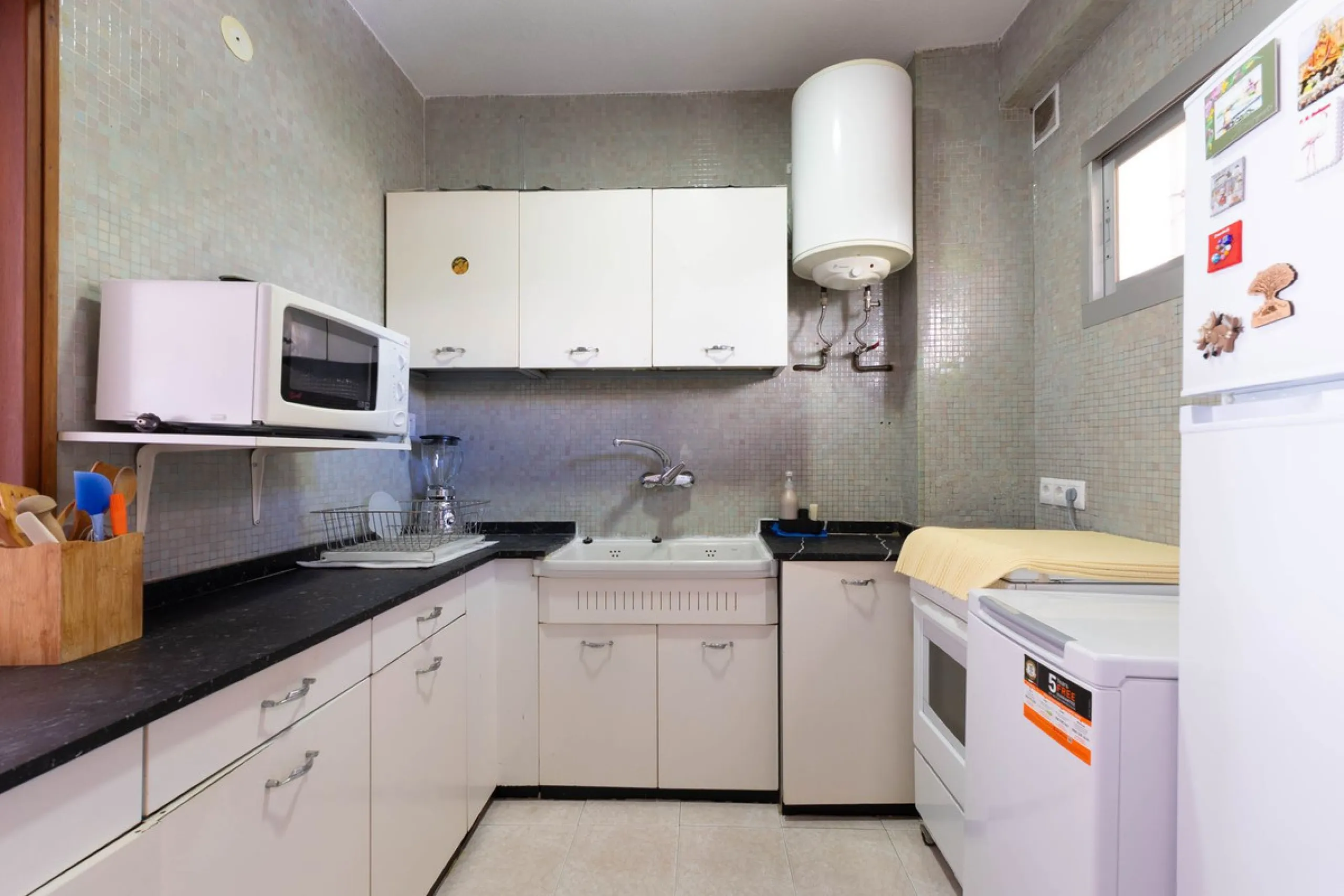 Experience the privilege of enjoying the sea and tranquility without sacrificing comfort.