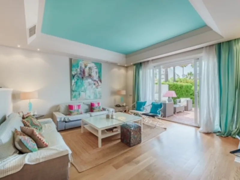 Located in the exclusive beachside community of Villas de Costalita, within walking distance to the beach, this elegant townhouse enjoys a peaceful setting in a beautifully maintained residential complex just moments from the sea.