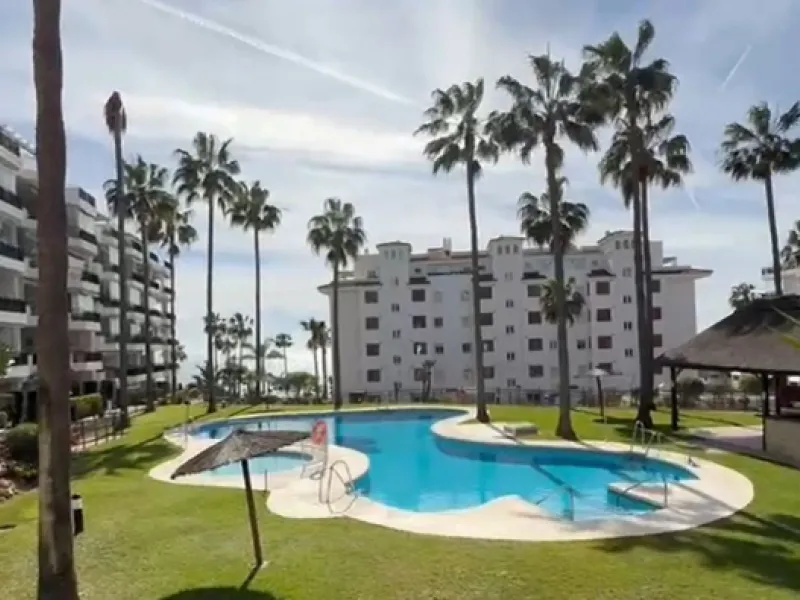 Gartenwohnung zu verkaufen in Mi Capricho – Calahonda, Mijas Costa