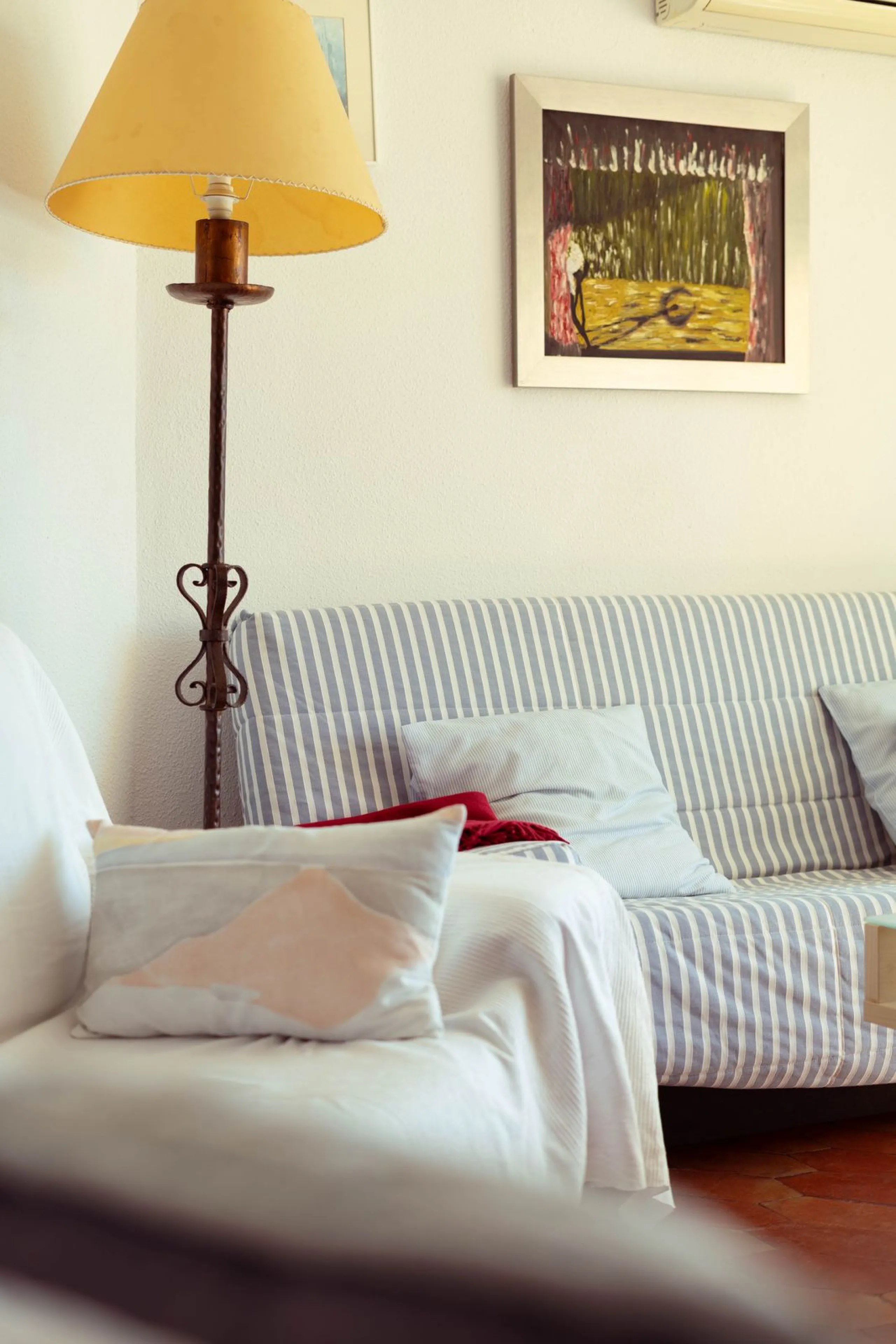 Experience the privilege of enjoying the sea and tranquility without sacrificing comfort.