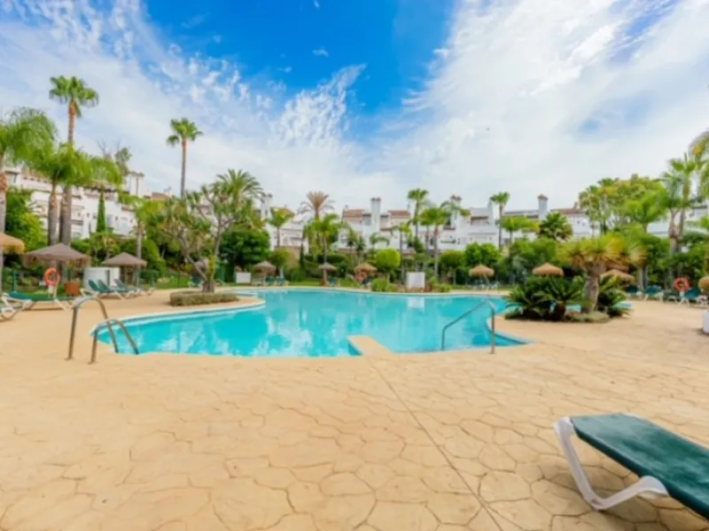 Located in the exclusive beachside community of Villas de Costalita, within walking distance to the beach, this elegant townhouse enjoys a peaceful setting in a beautifully maintained residential complex just moments from the sea.