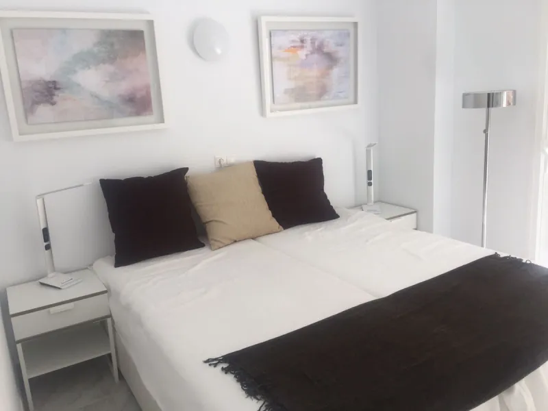 Apartment - Middle Floor Apartment в продаже в Fuengirola, Málaga. В доме 2 спален и 1 ванных комнат. Площадь дома 63 м²